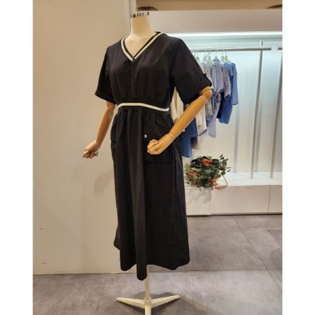 브이넥 배색 포켓 원피스