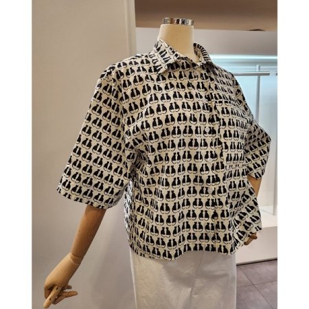 고양이 프린트 뒷주름 셔츠