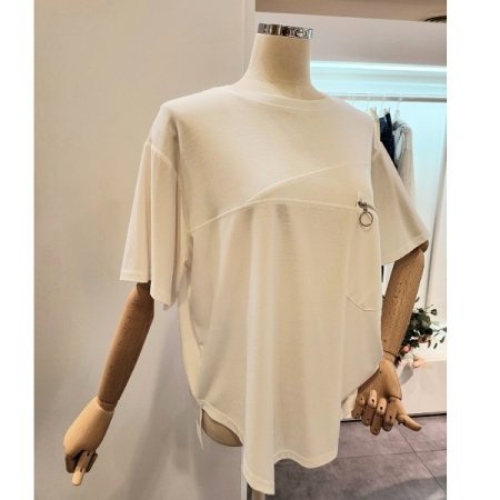 앞포켓 지퍼 트임 티셔츠