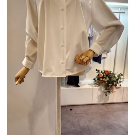 기본 카라 블라우스