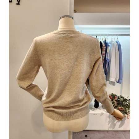 라운드넥 무지 긴팔 니트