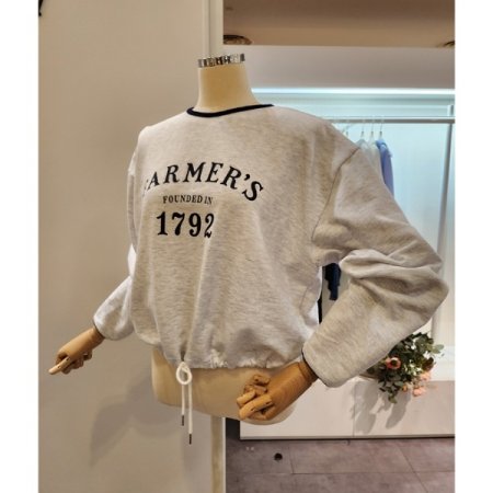 레터링 밑 스트링 맨투맨티셔츠