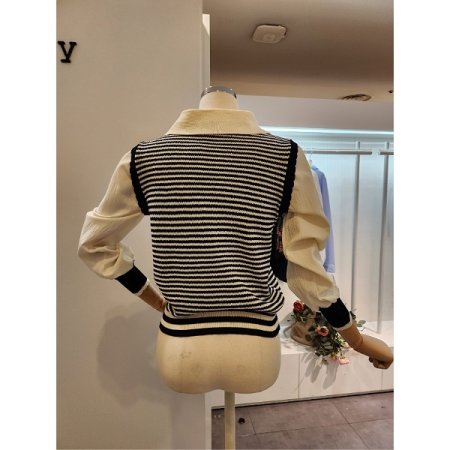 블라우스 배색 줄무늬 니트