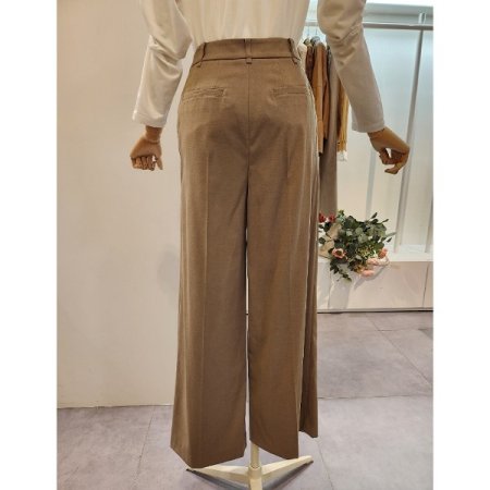 핀턱 와이드핏 슬랙스