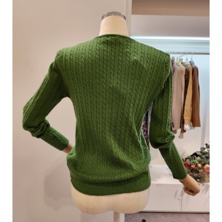 브이넥 미니 꽈배기 니트