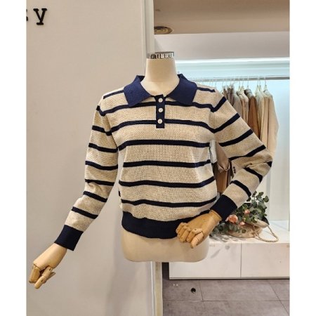 쓰리단추 스트라이프 니트