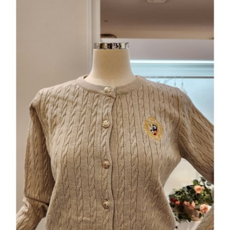 로고 자수 케이블 가디건