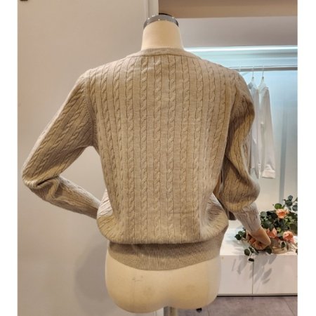 로고 자수 케이블 가디건