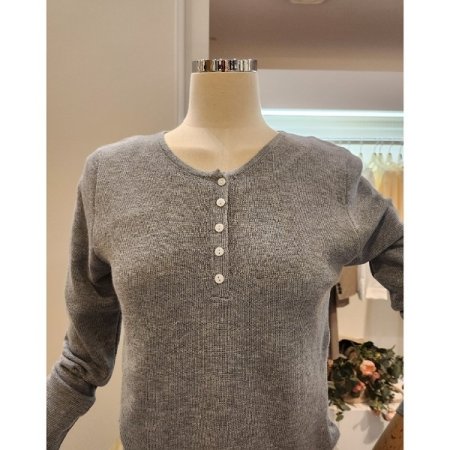 이중 배색 셔링 니트