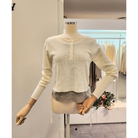 이중 배색 셔링 니트