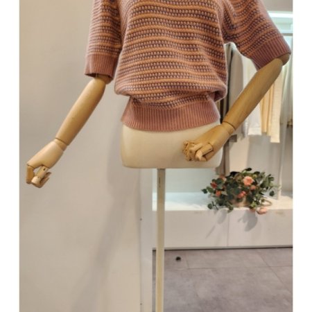 써클 라운드넥 니트