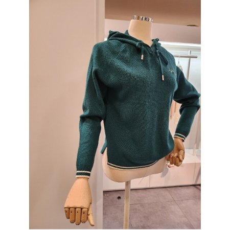 후드넥 옆트임 레터링 니트