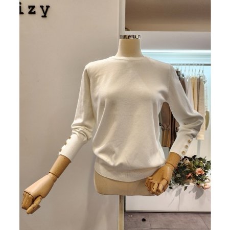 소매버튼 라운드넥 니트