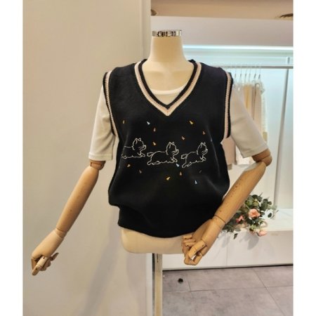 고양이 자수 니트 조끼