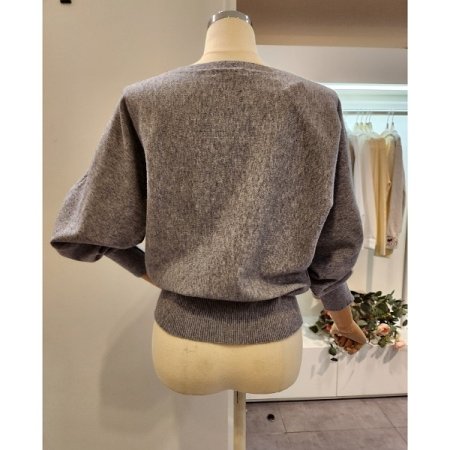 보트넥 가오리핏 니트