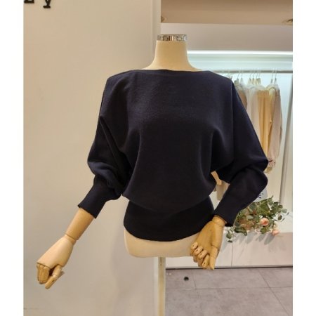 보트넥 가오리핏 니트