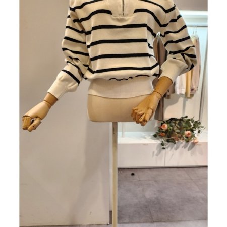 반집업 스트라이프 니트
