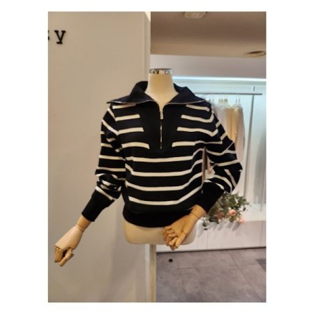 반집업 스트라이프 니트