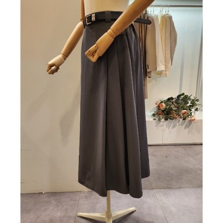 벨트 핀턱 롱 스커트