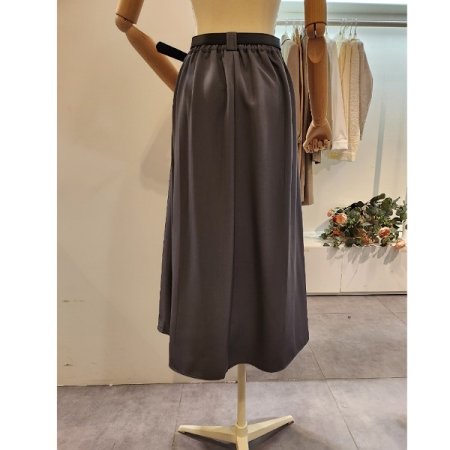 벨트 핀턱 롱 스커트