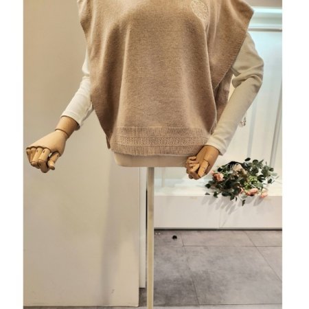 후드넥 루즈핏 니트 베스트