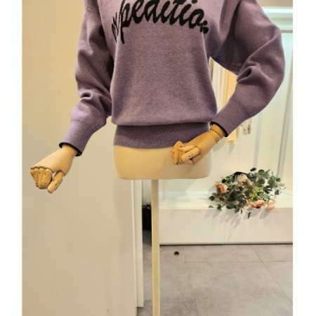 카라 배색 레터링 니트