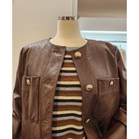 라운드넥 버튼 레자자켓