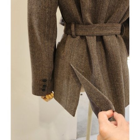 벨티드 투버튼 자켓