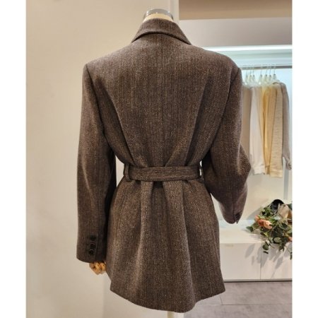 벨티드 투버튼 자켓