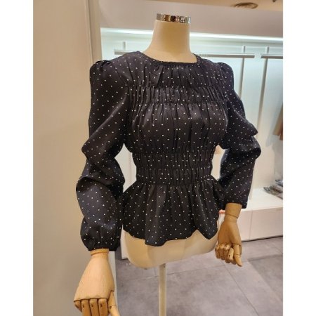 도트 스모크 셔링 블라우스