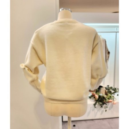 강아지 자수 니트