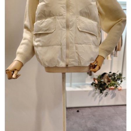 하이넥 플랩 덕다운 조끼