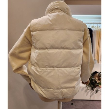 하이넥 플랩 덕다운 조끼