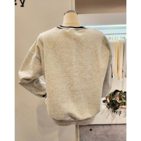 레터링 배색 기모 맨투맨티셔츠