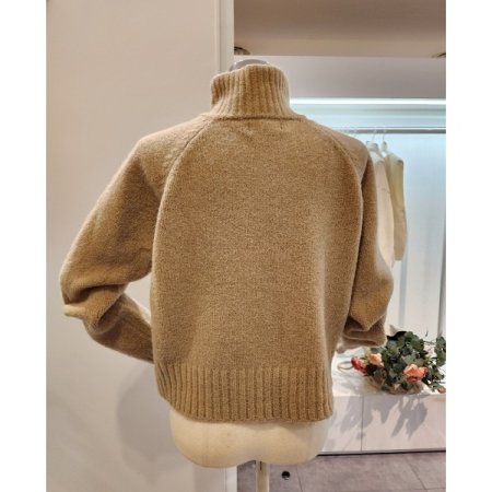 하이넥 밑단골지 가디건