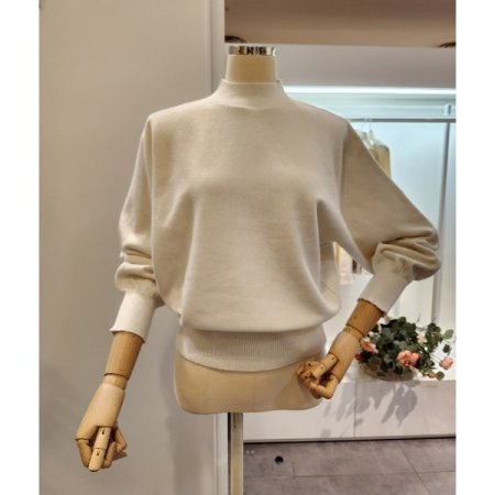 벌룬소매 반폴라 니트