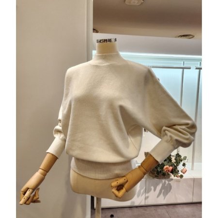 벌룬소매 반폴라 니트