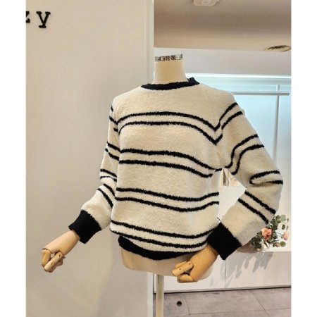 줄무늬 오버핏 니트