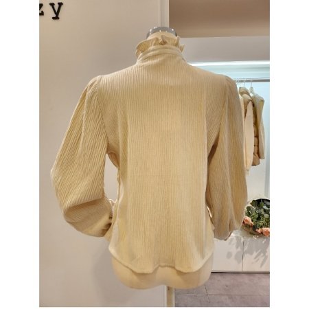 프릴넥 스모크셔링 블라우스