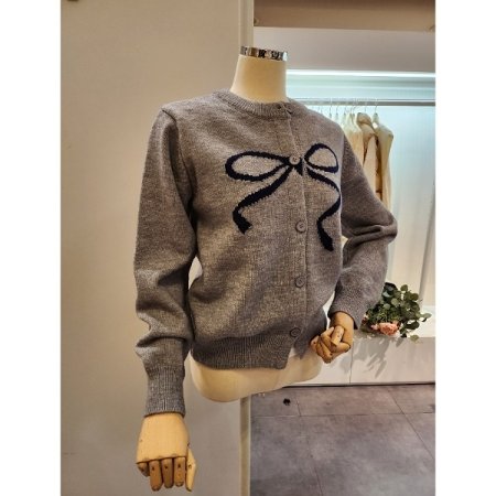 리본자수 라운드넥 가디건