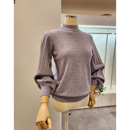 소매 줄 퍼프 니트