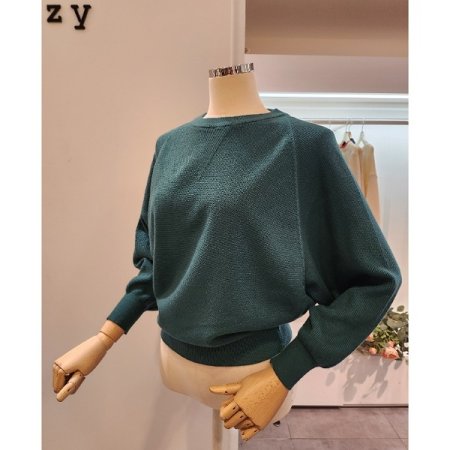 라운드넥 무지 가오리핏 니트