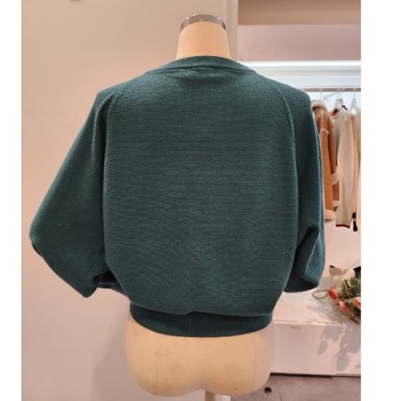 라운드넥 무지 가오리핏 니트