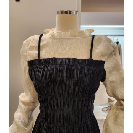 벨벳 스모크 셔링 블라우스