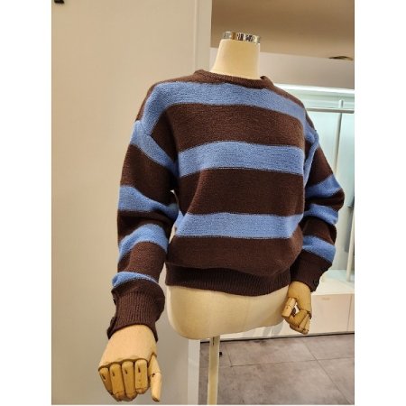 소매단추 줄무늬 니트