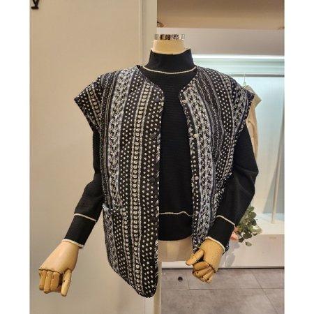 패턴 포켓 패딩 베스트