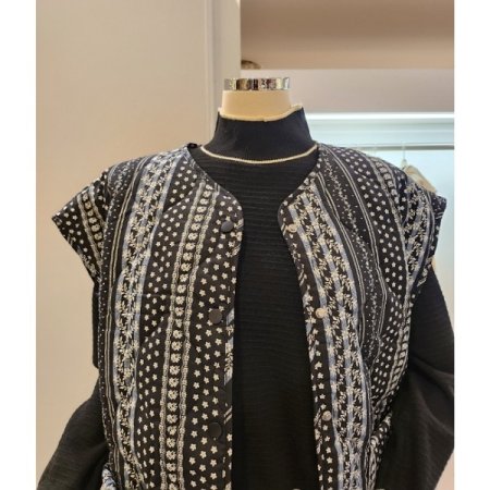 패턴 포켓 패딩 베스트