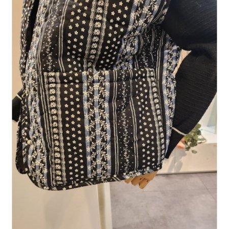 패턴 포켓 패딩 베스트