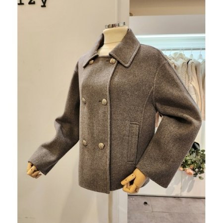 뒷 비죠장식 더블 코트