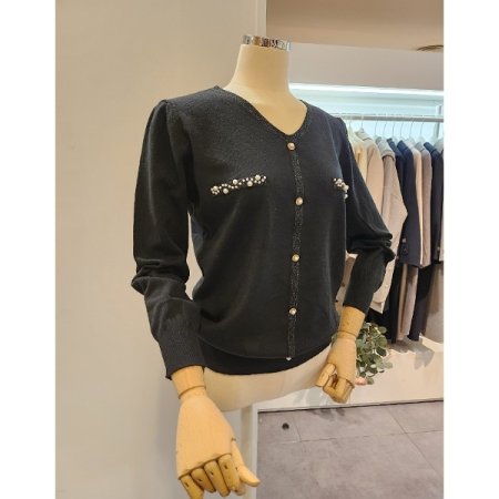 진주 페이크포켓 브이넥 니트